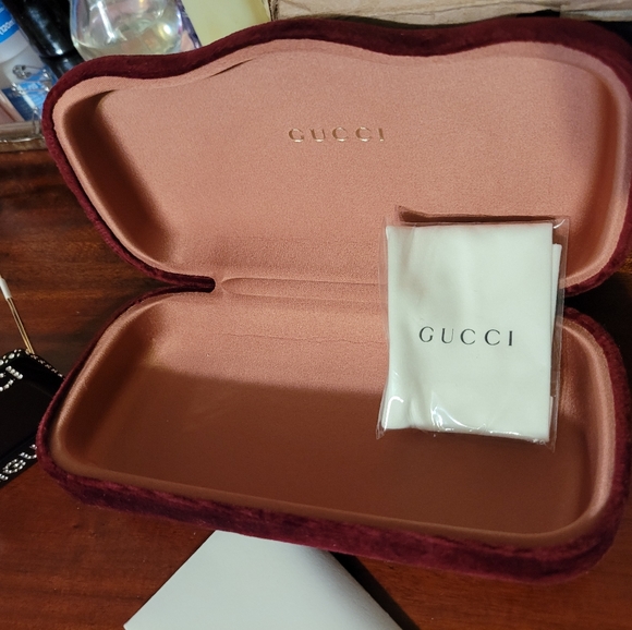 Authentic Gucci Embellished Hollywood Sunglasses - Picture 7 of 11